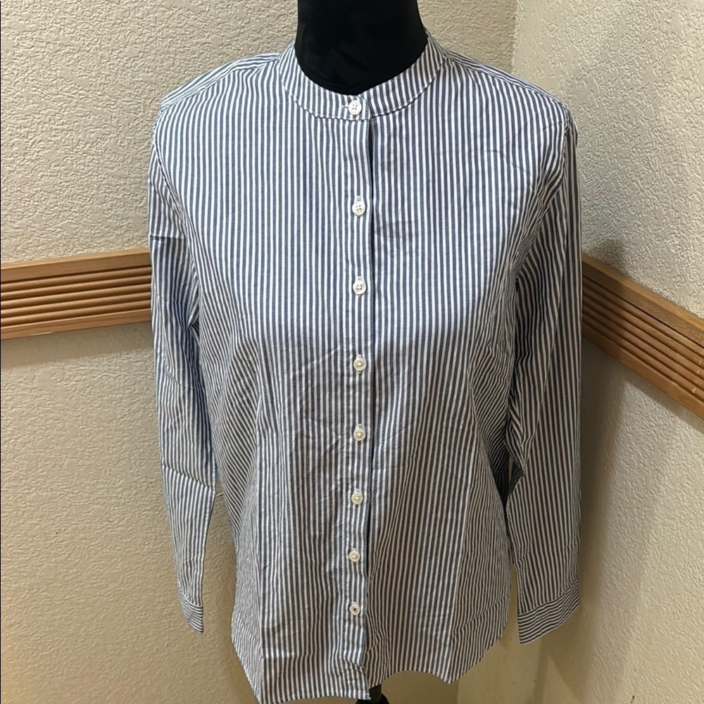 Cargo Crew Women  Will Collarless Blue & White Striped Button Down Shirt Size 12 - Picture 7 of 12